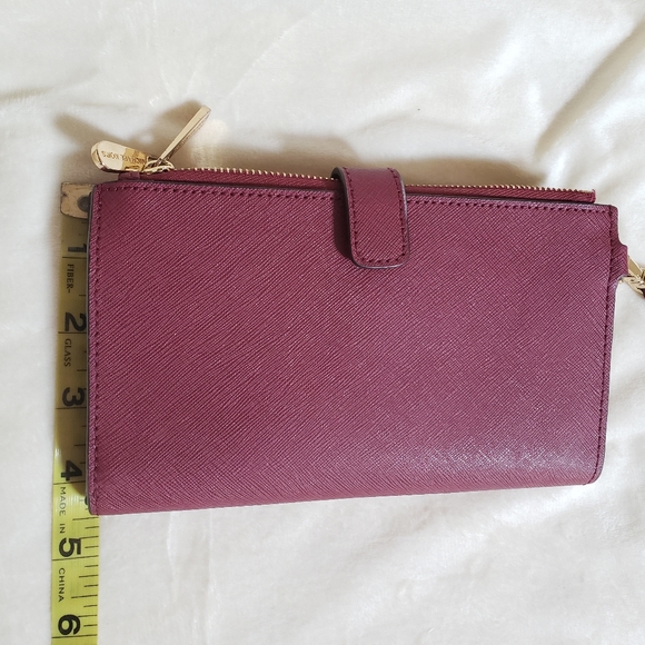 NWOT Michael Kors Jet Set double zip saffiano leather burgundy wallet/clutch - Picture 3 of 13